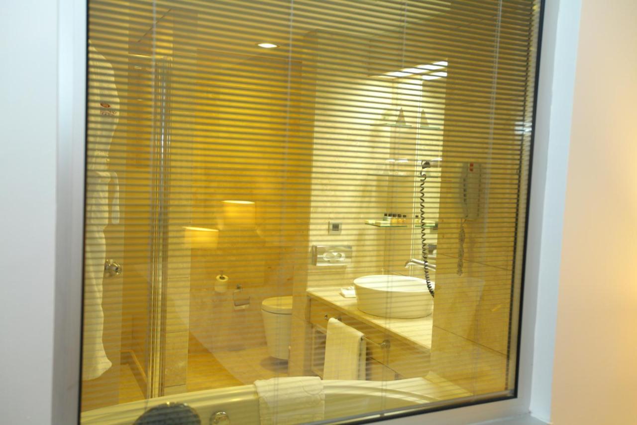 Cpankara Hotel Eksteriør billede A venetian blind